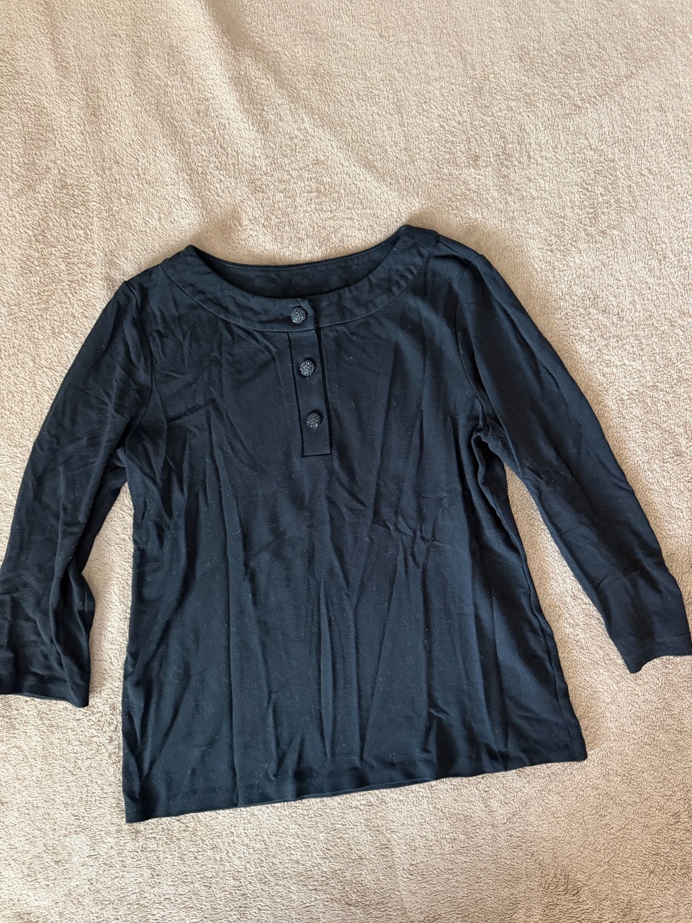 Black Three-Button Scoop Neck Long Sleeve Top